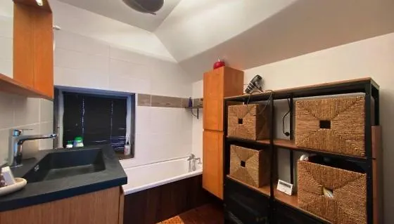 Maison De Caractere En Habitat Partage